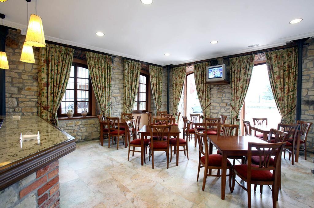 Hotel Imperion Onís Zewnętrze zdjęcie