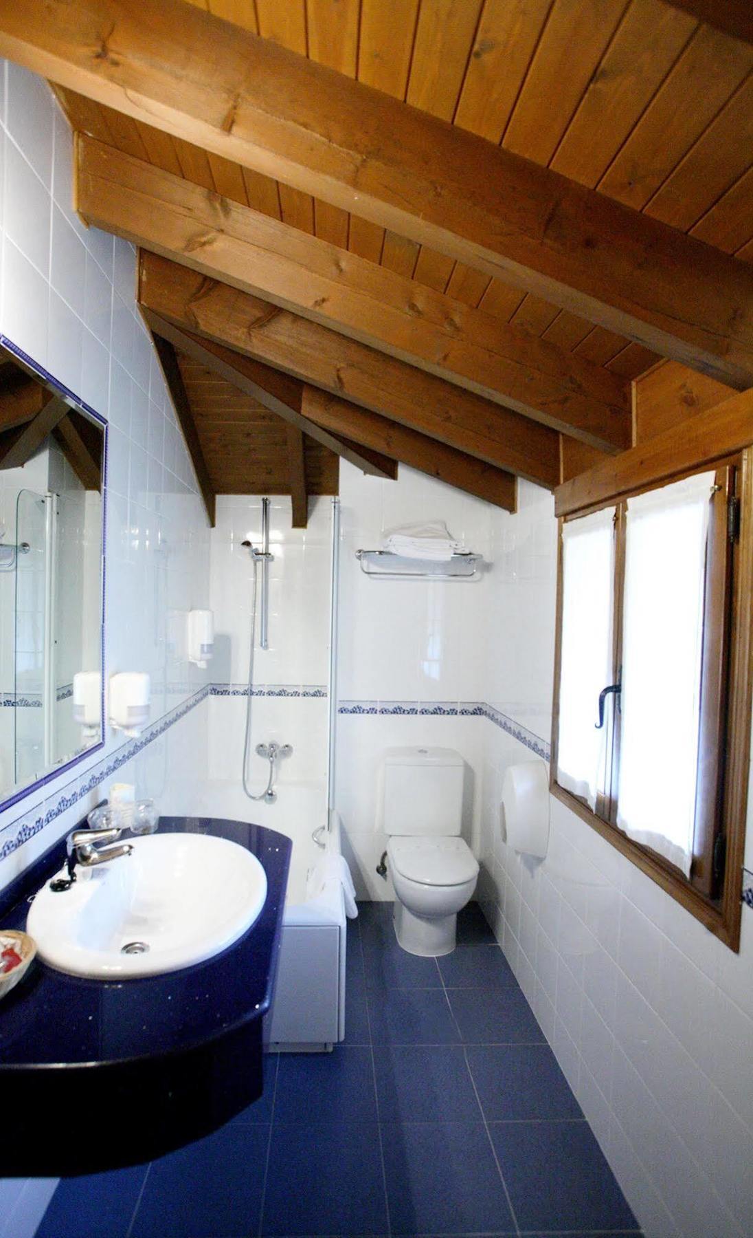Hotel Imperion Onís Zewnętrze zdjęcie