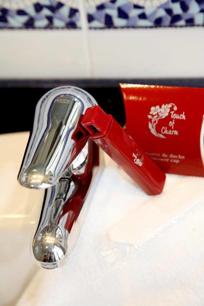Hotel Imperion Onís Zewnętrze zdjęcie